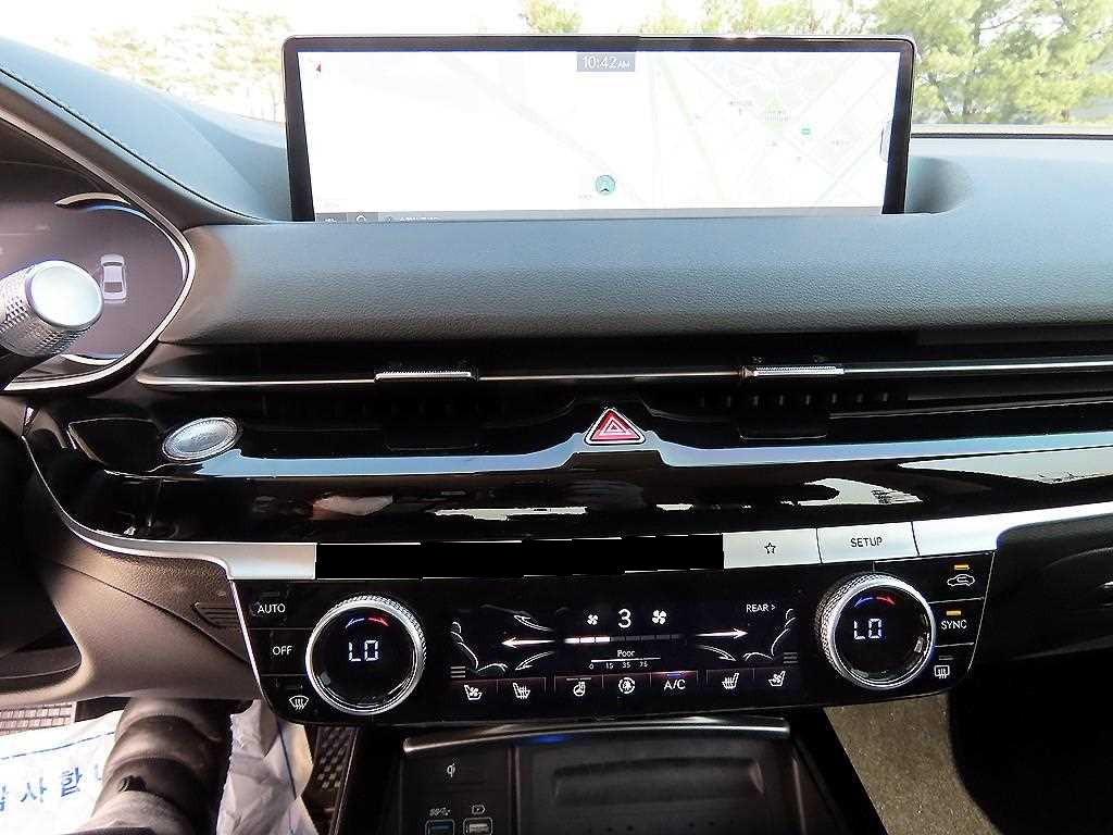Genesis G80 — photo 13