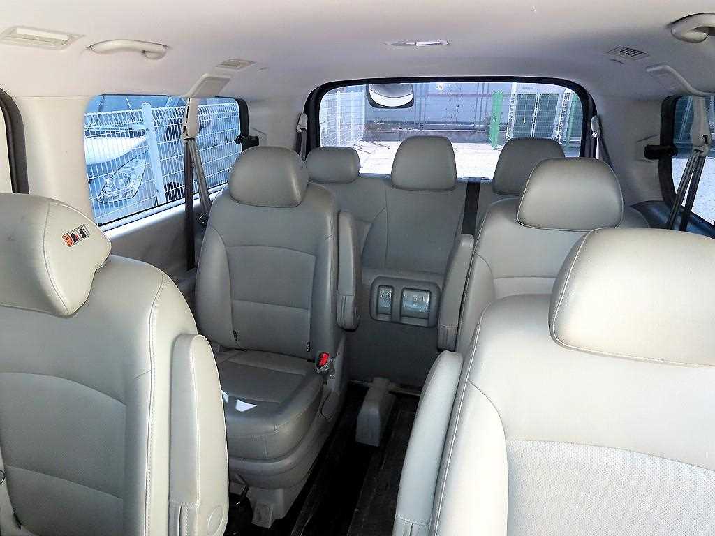 Hyundai Starex — photo 07