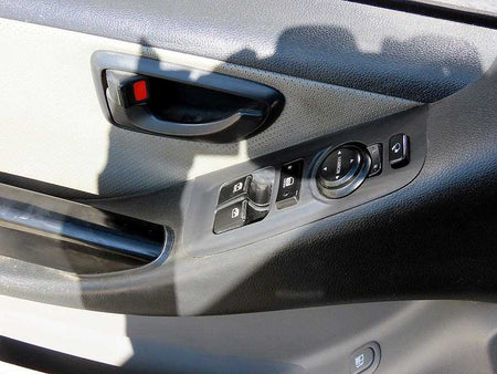Hyundai Starex — photo 12