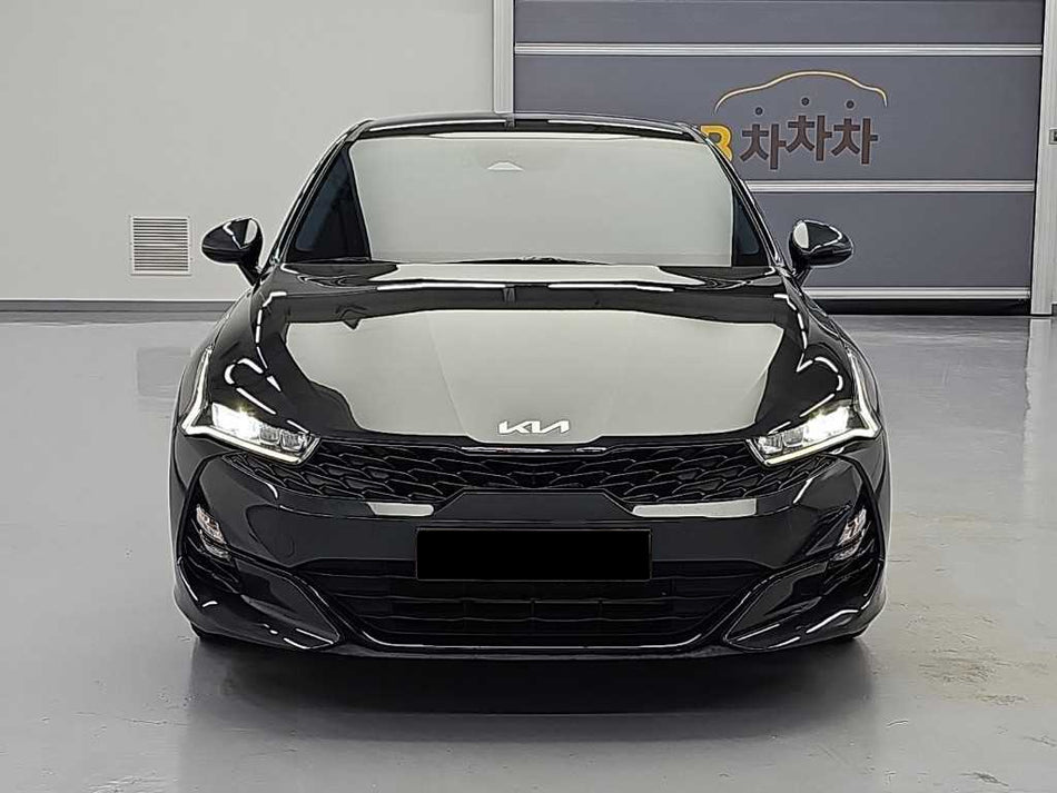 Kia K5 — photo 02