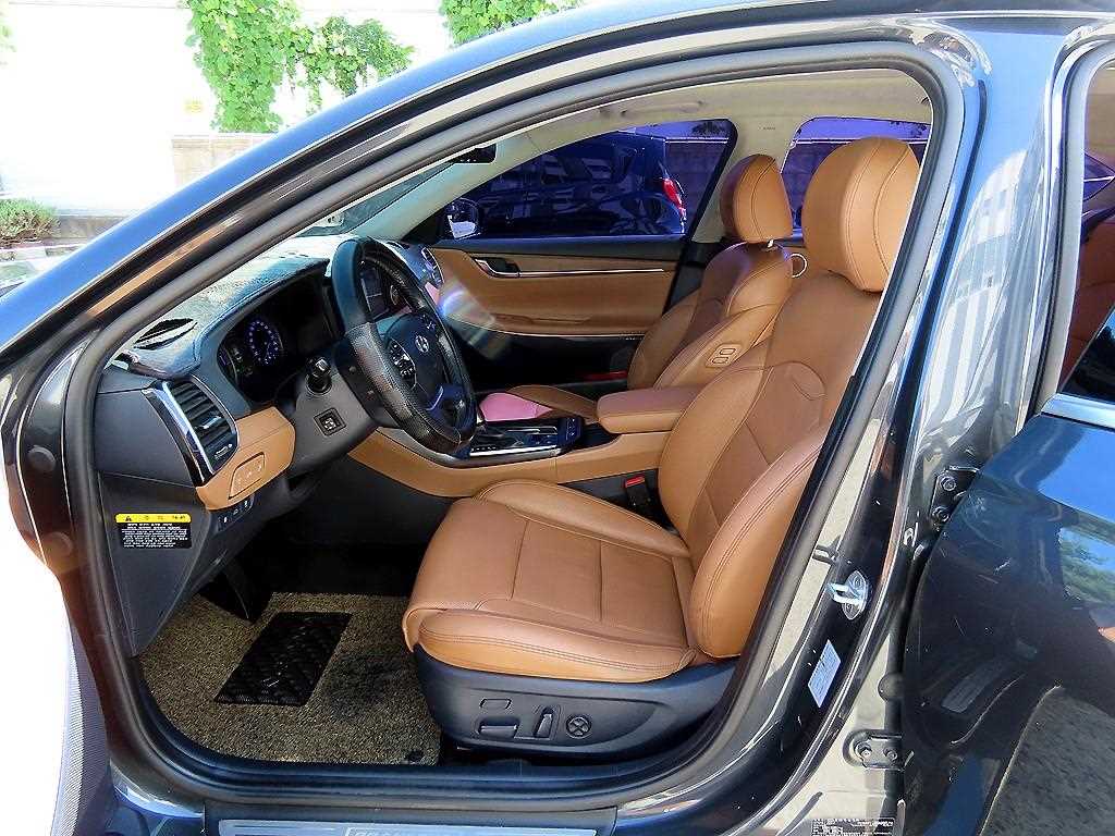 Hyundai Grandeur — photo 05