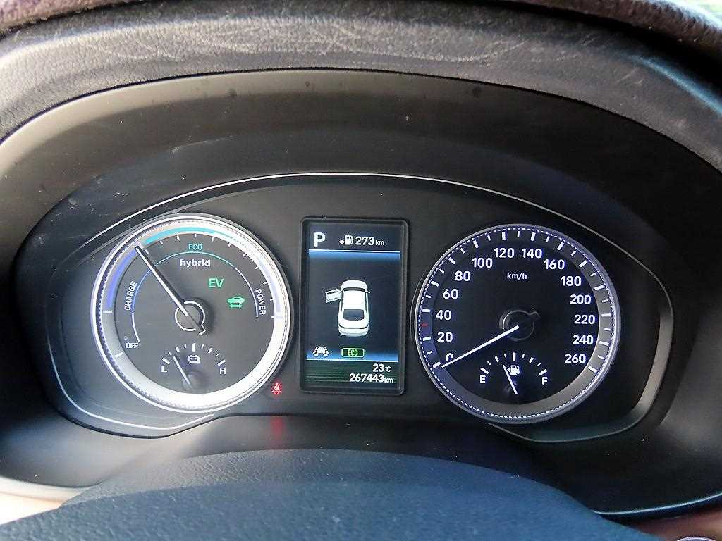 Hyundai Grandeur — photo 09