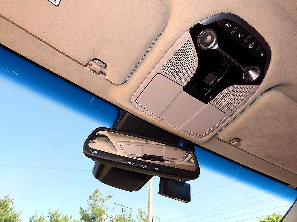 Hyundai Grandeur — photo 14