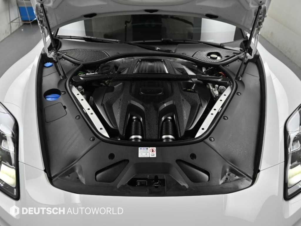 Porsche Panamera — photo 06