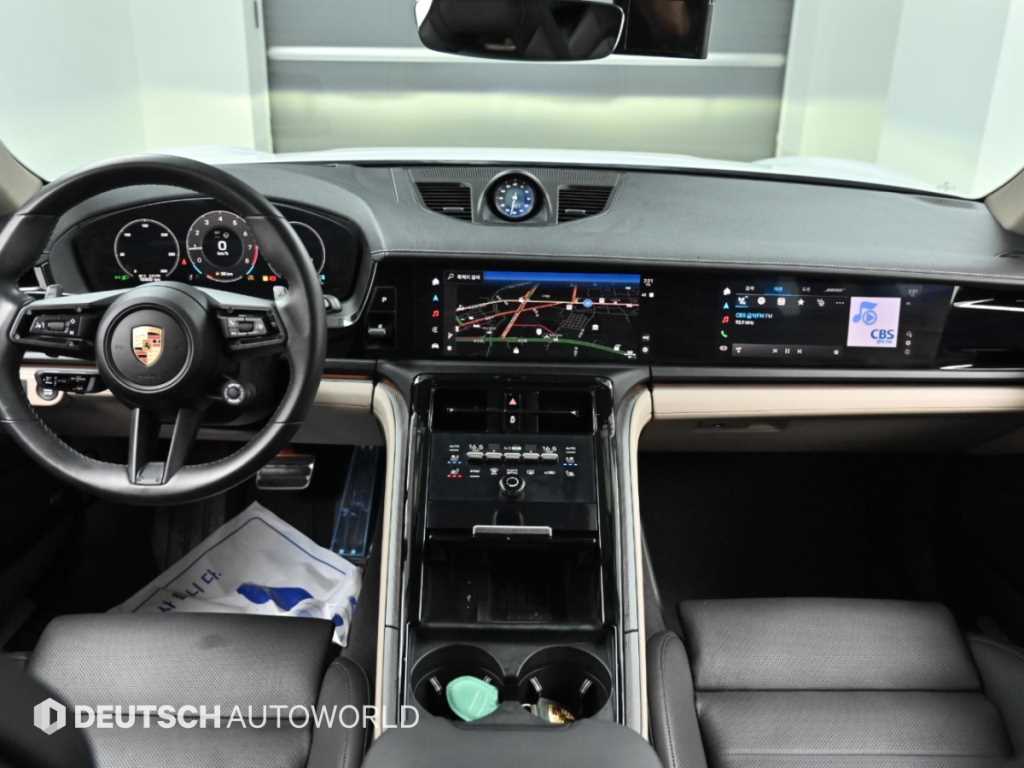 Porsche Panamera — photo 07