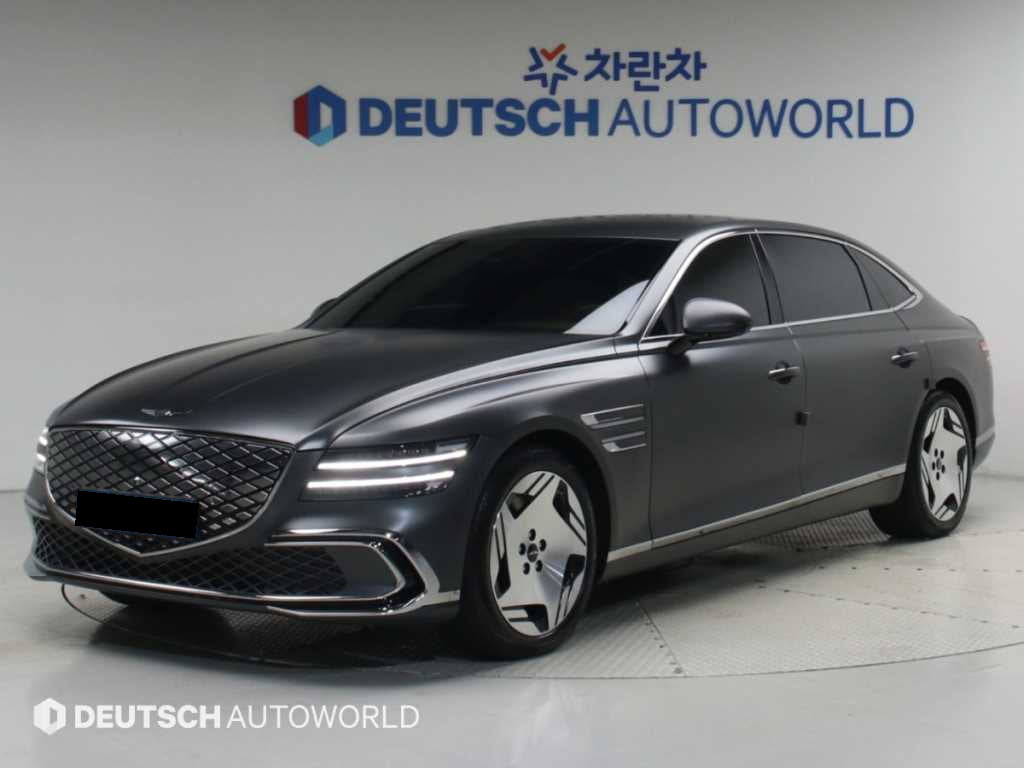 Genesis G80 — photo 01