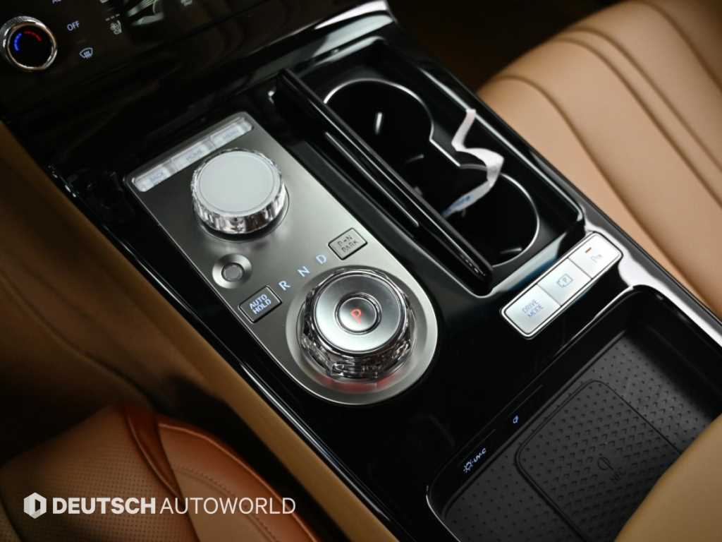 Genesis G80 — photo 09