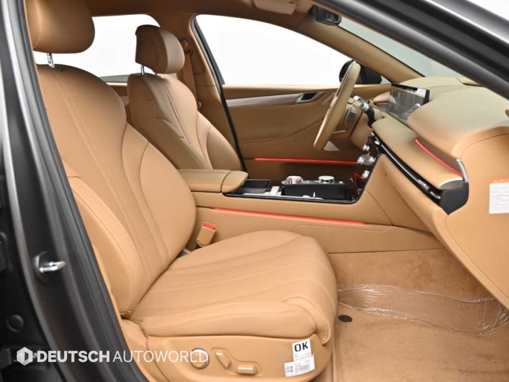 Genesis G80 — photo 10