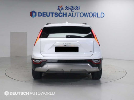 Kia Niro — photo 04