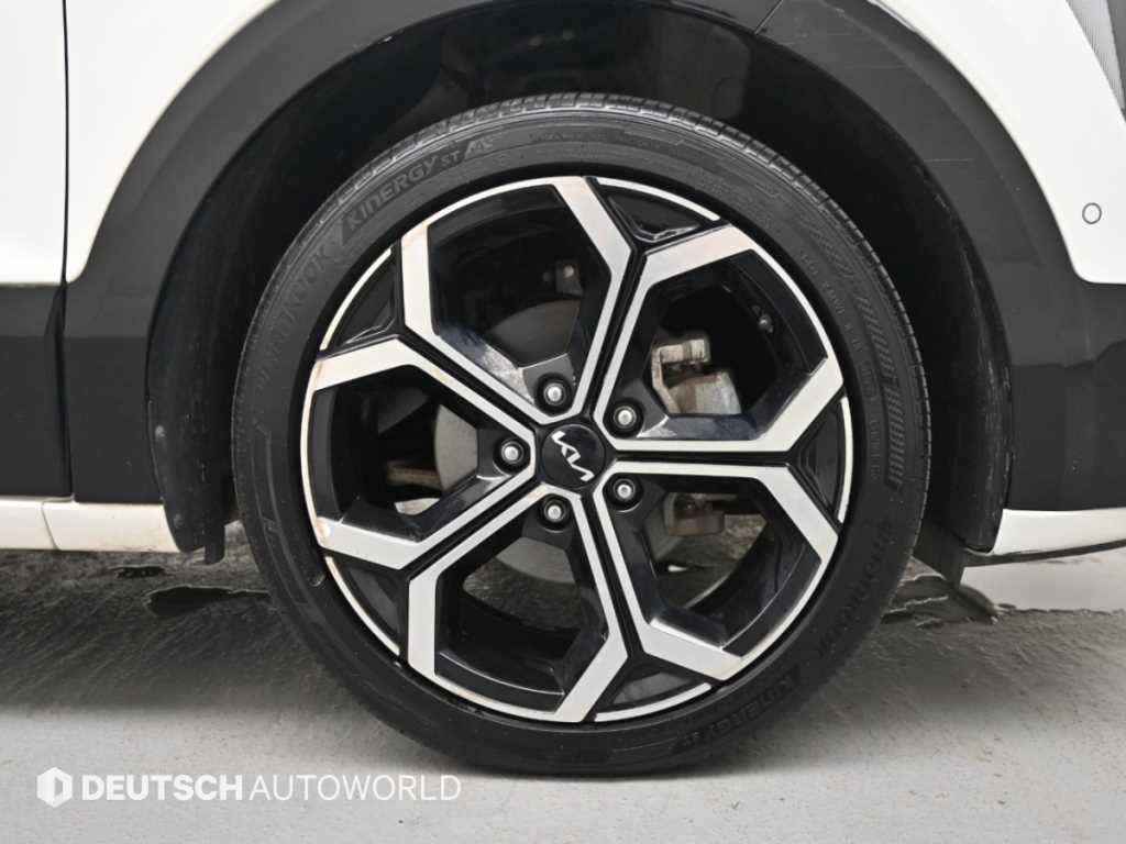 Kia Niro — photo 05