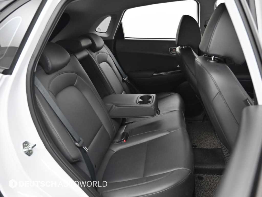 Hyundai Kona — photo 12