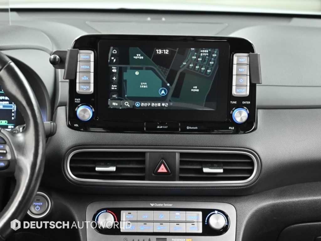 Hyundai Kona — photo 14