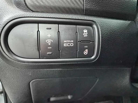 Kia K3 — photo 12
