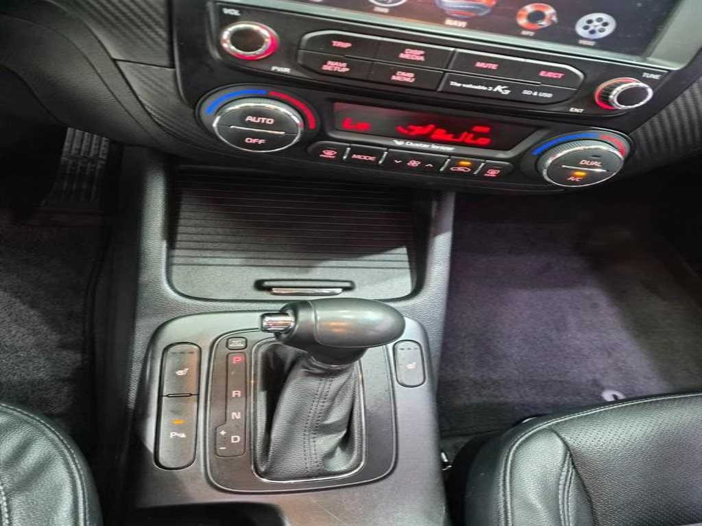 Kia K3 — photo 17