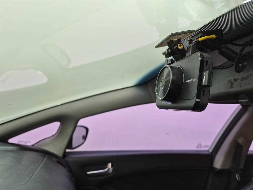 Kia K3 — photo 18