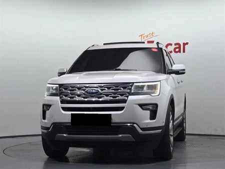 Ford Explorer — photo 02