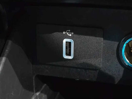 Ford Explorer — photo 13