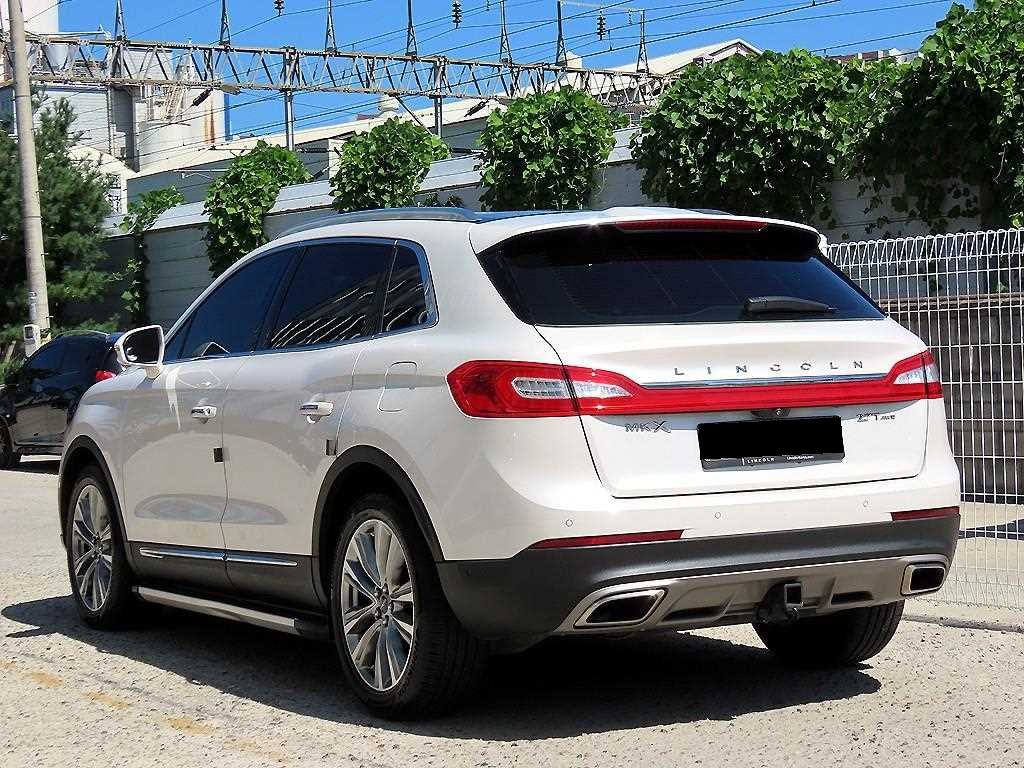 Lincoln MKX — photo 03