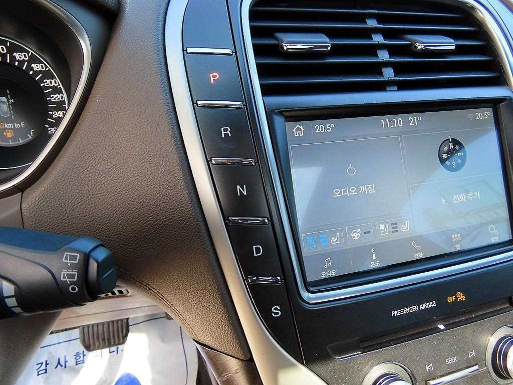 Lincoln MKX — photo 10
