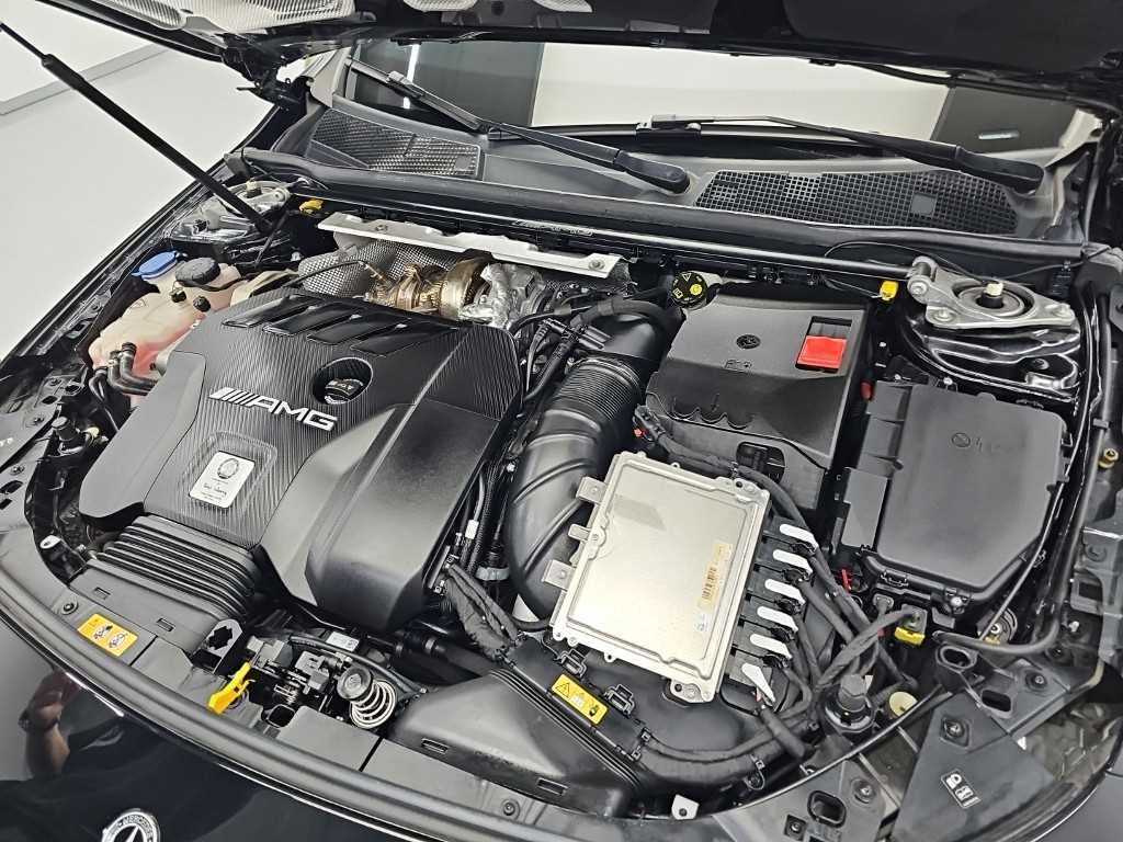 Mercedes-Benz CLA-Class — photo 05