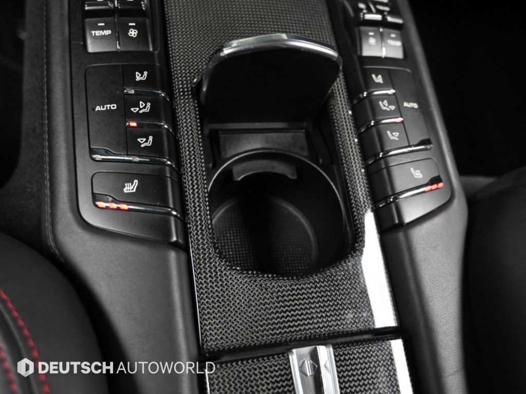 Porsche Panamera — photo 16