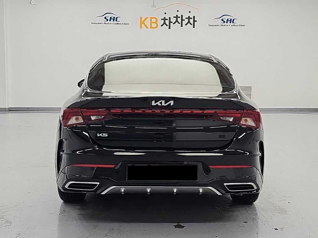 Kia K5 — photo 03