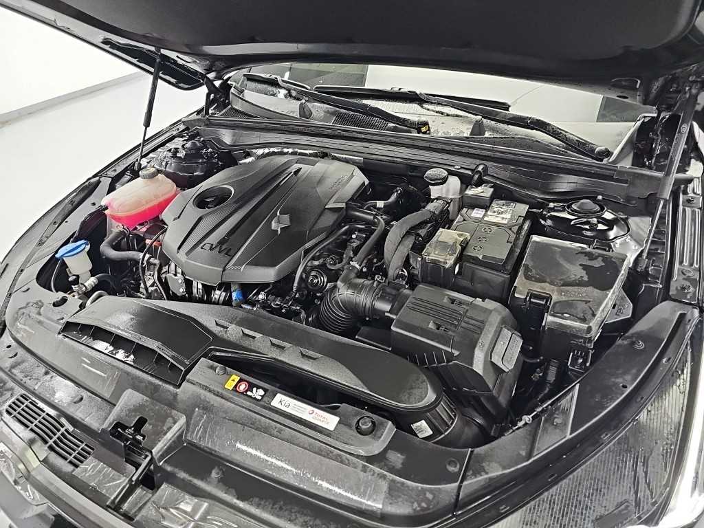 Kia K5 — photo 05