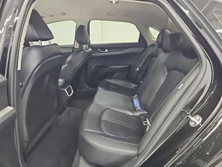 Kia K5 — photo 12