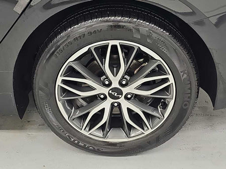 Kia K5 — photo 19
