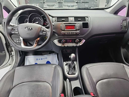 Kia pride — photo 07