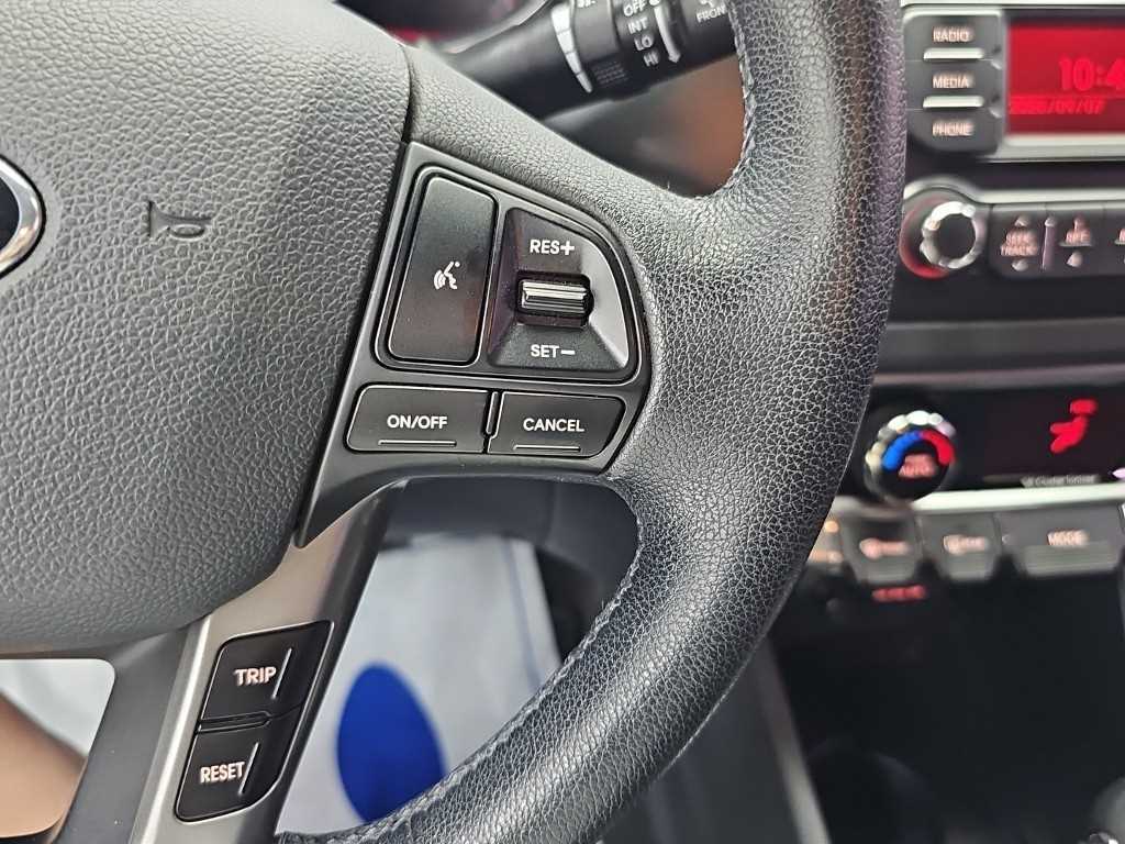 Kia pride — photo 14