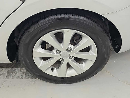 Kia pride — photo 19
