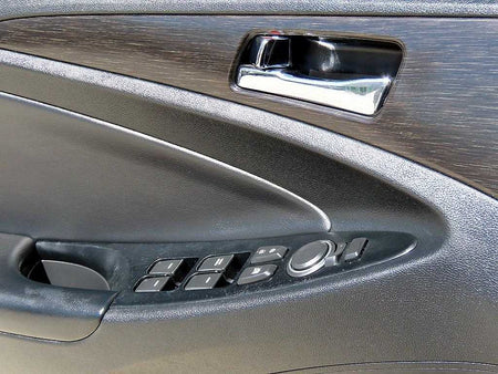 Hyundai Sonata — photo 12