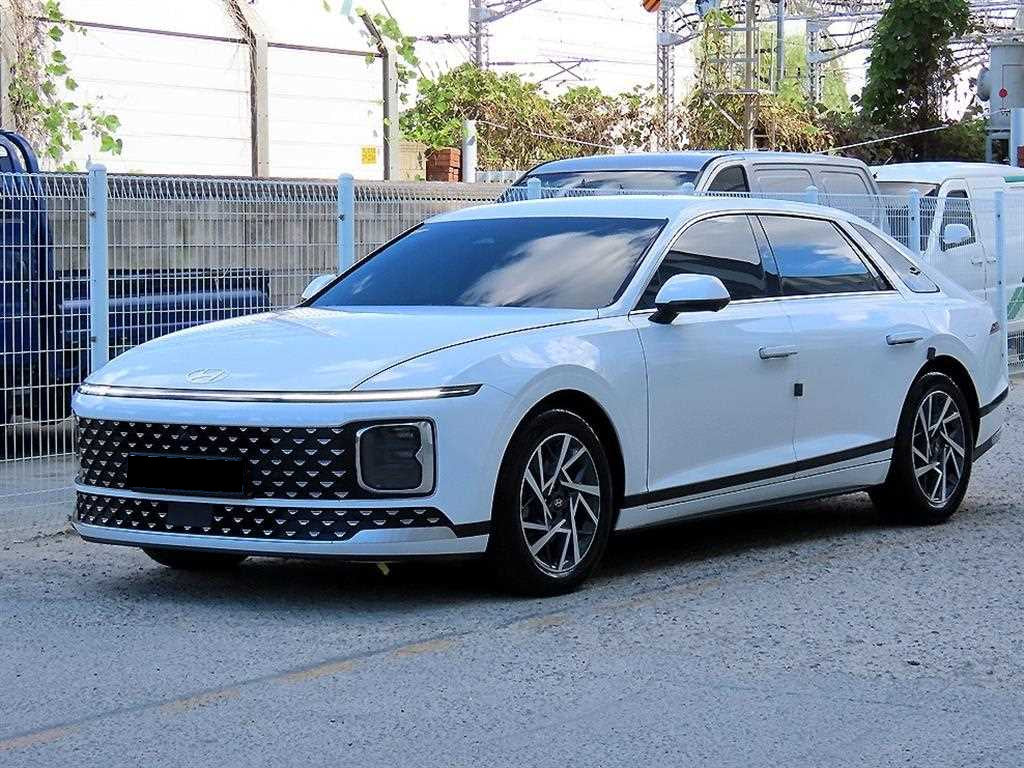 Hyundai Grandeur — photo 02