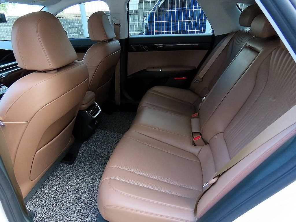 Hyundai Grandeur — photo 06