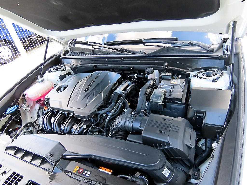 Hyundai Grandeur — photo 19