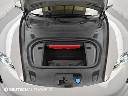 Porsche Taycan — photo 06
