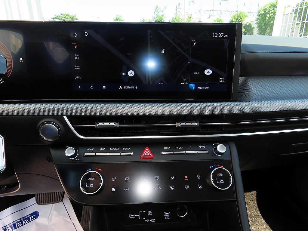 Hyundai Sonata — photo 13