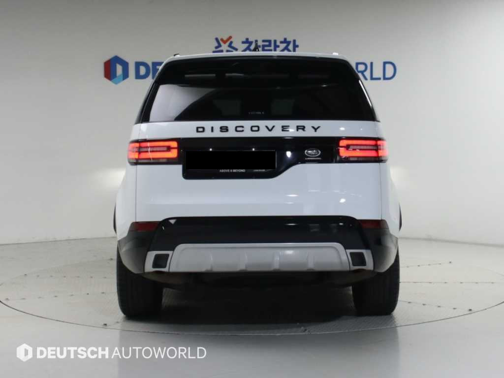 Land Rover Discovery — photo 04