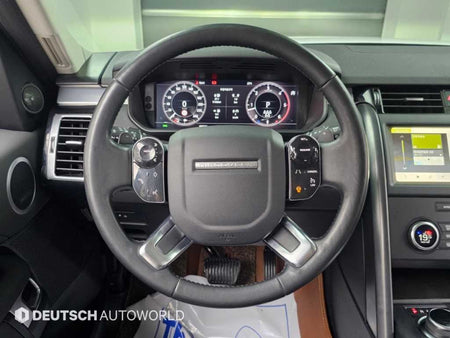 Land Rover Discovery — photo 13