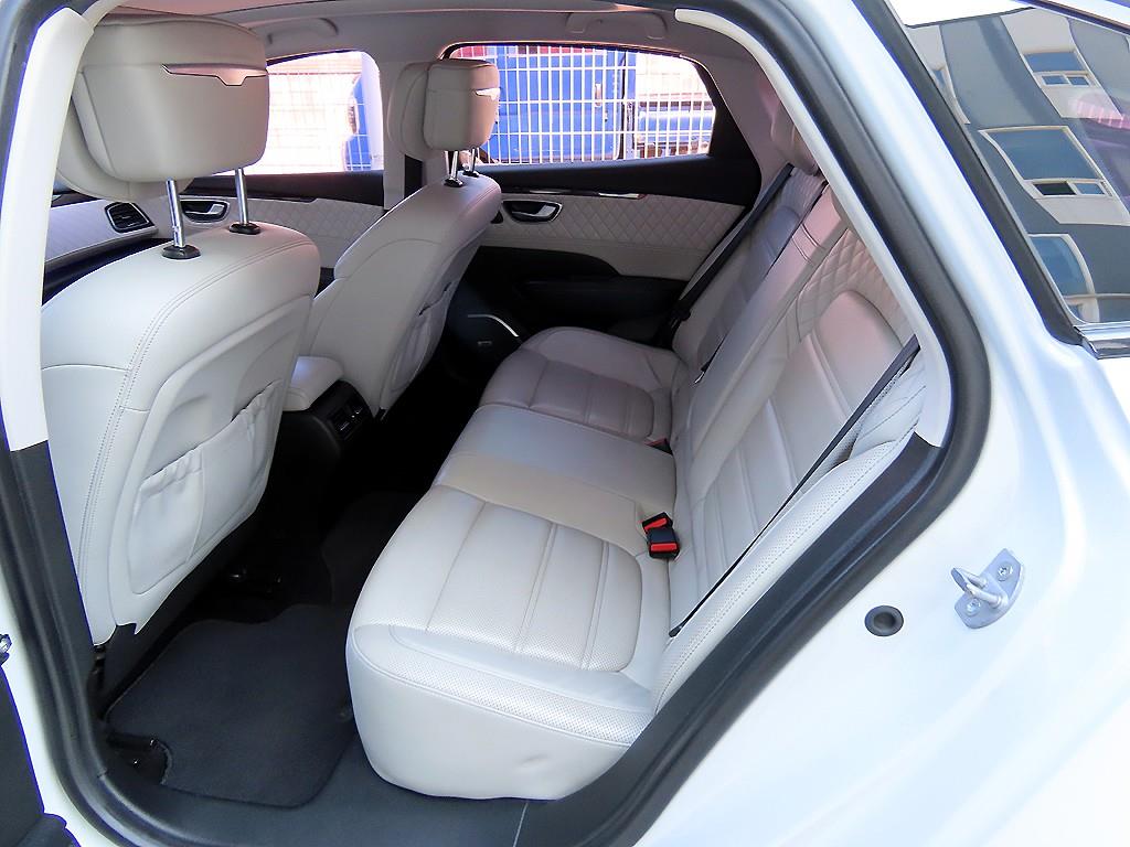 RENAULT SM6 — photo 06