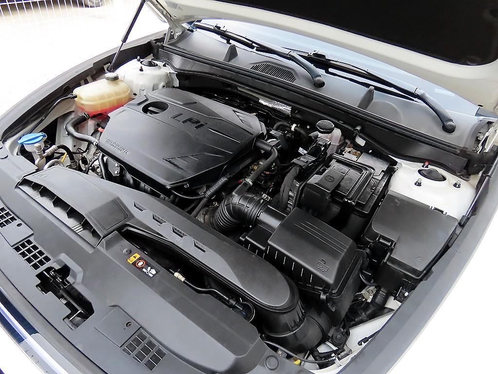 Hyundai Sonata — photo 19