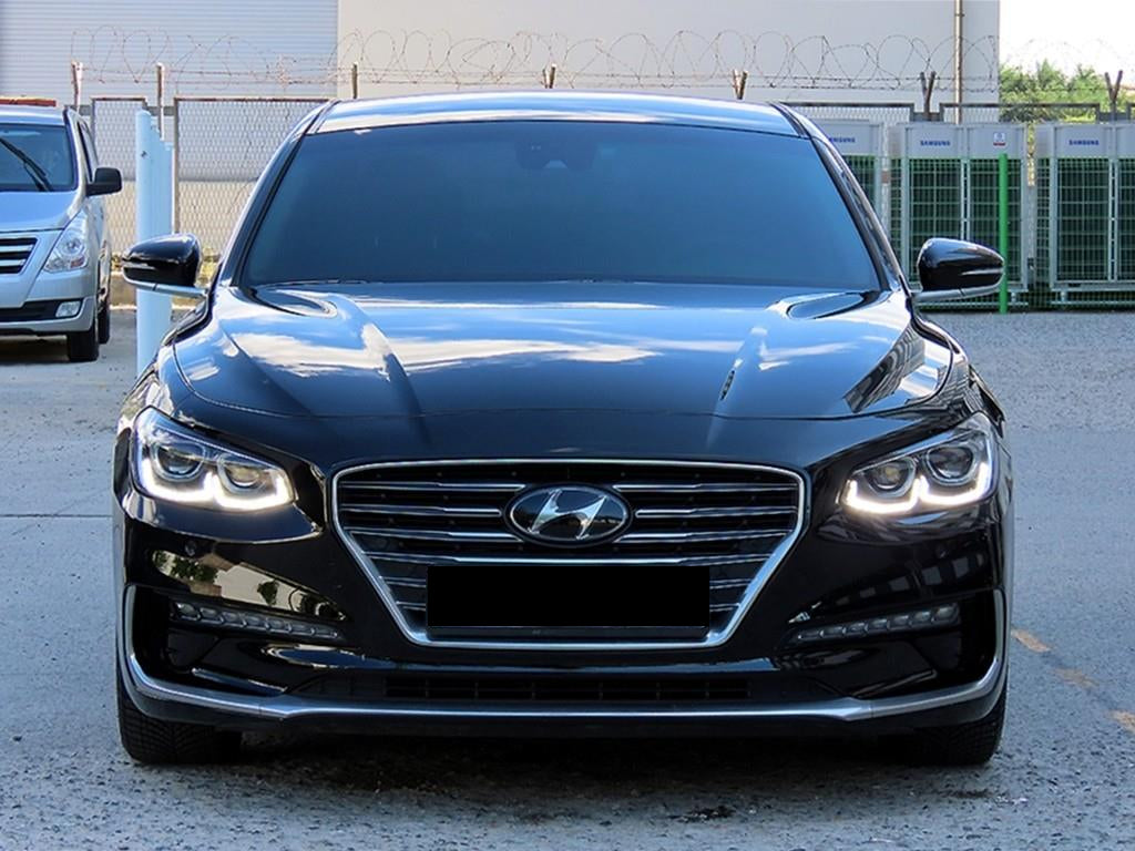 Hyundai Grandeur — photo 01