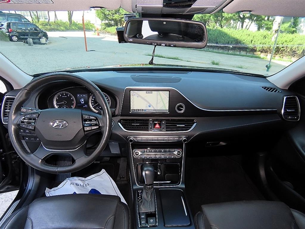 Hyundai Grandeur — photo 07
