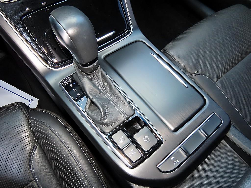 Hyundai Grandeur — photo 10
