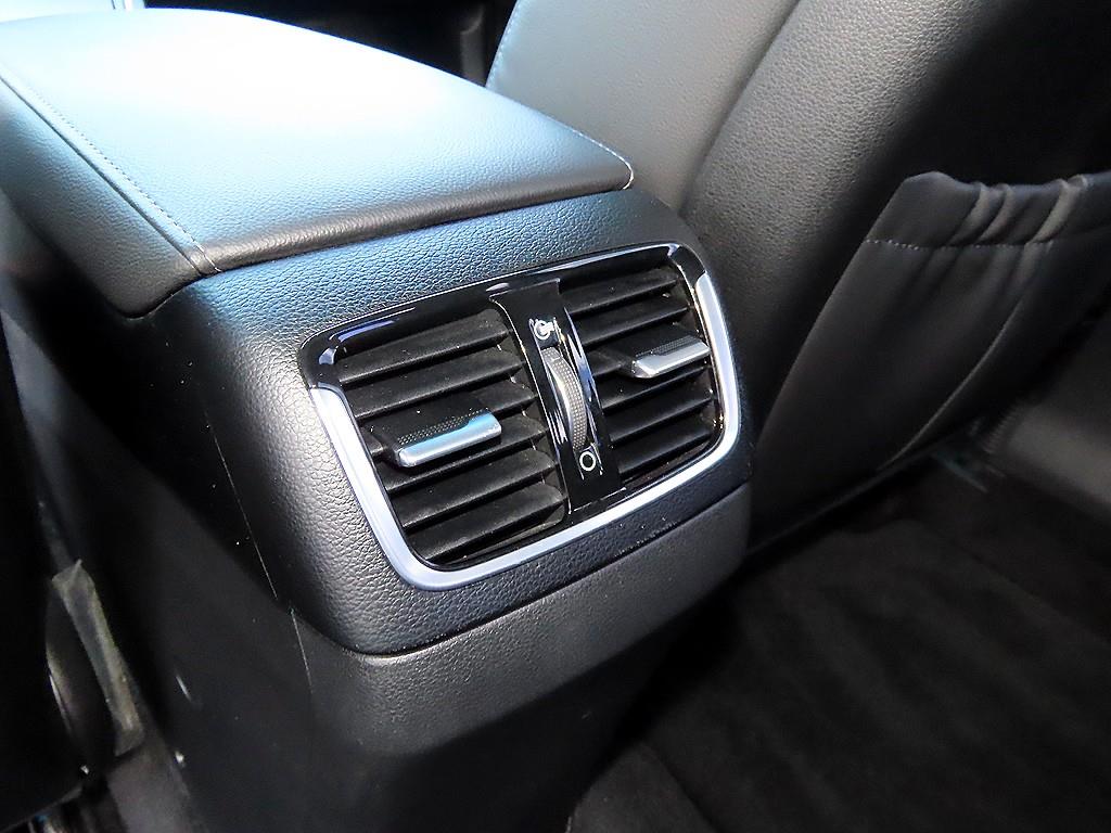 Hyundai Grandeur — photo 18