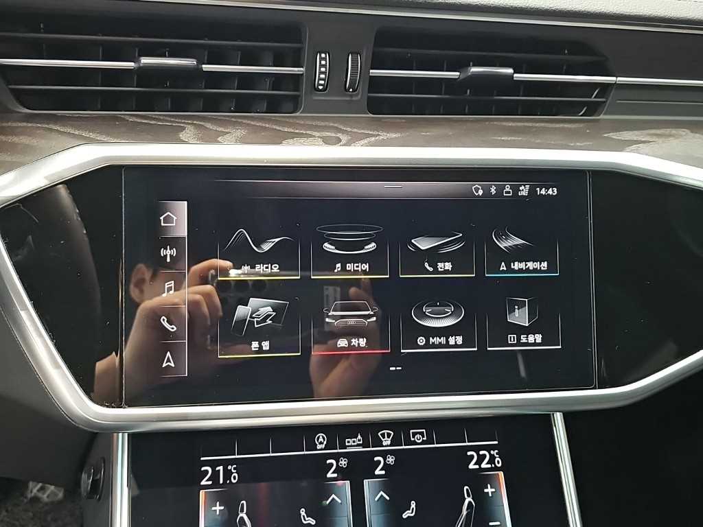 Audi A6 — photo 15