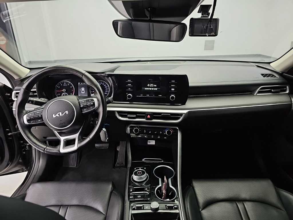 Kia K5 — photo 07