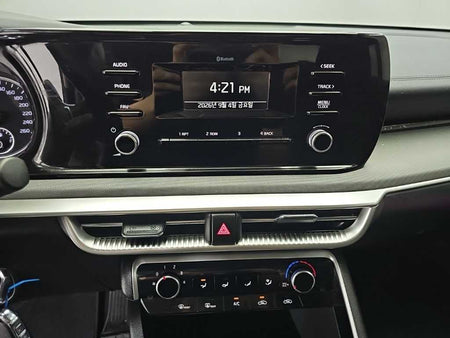 Kia K5 — photo 10