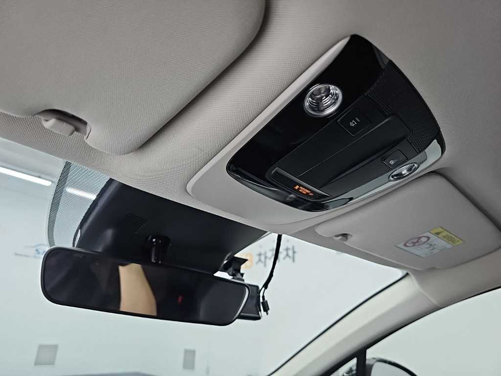 Kia K5 — photo 13